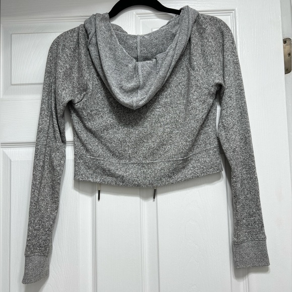 Cropped Lightweight Full Zip Hoodie - Picture 3 of 4